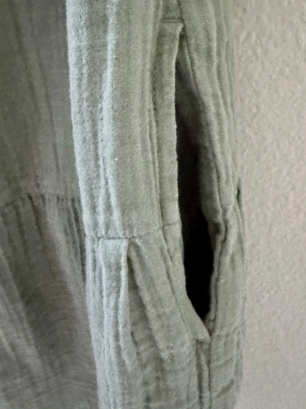 GAP Women's Sage Green Ruffle Sleeve dress